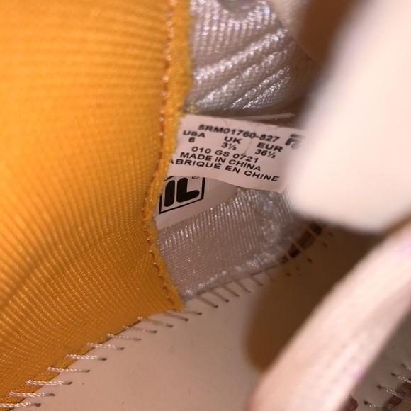 Womens Size 6 Fila Spectra Sneakers EUC - Picture 13 of 13